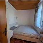 Semesterbostad Escape Langewiese